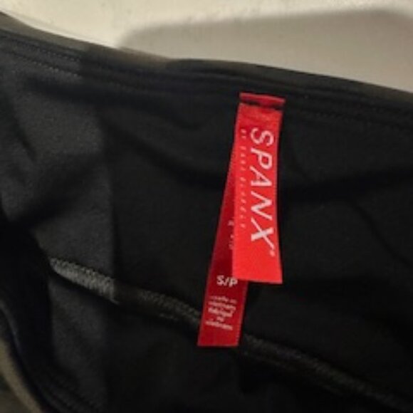 Spanx Camo Leggings – High Rise Sculpting Activewear. Size S - Picture 6 of 8